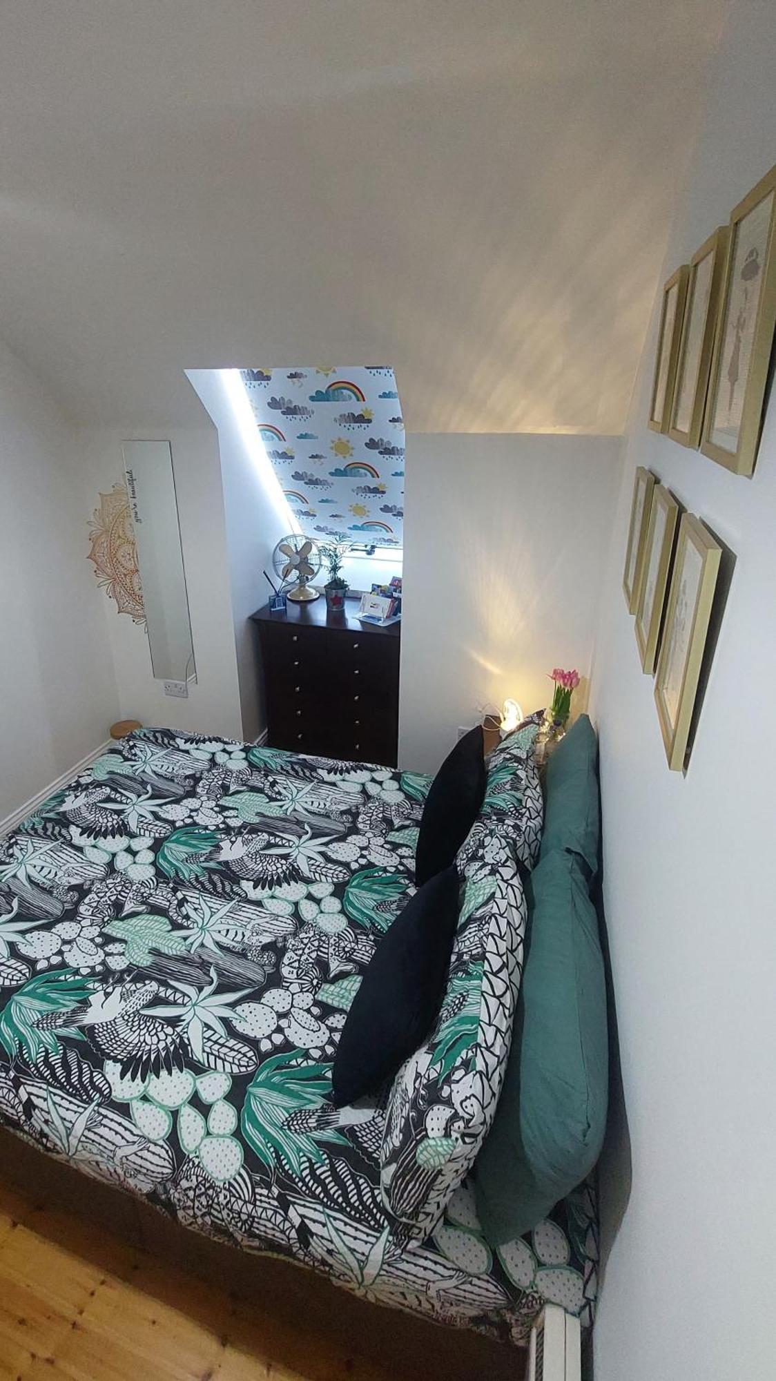 Private Double Bedroom In Front Of The Galway Port - Guest House Exterior foto